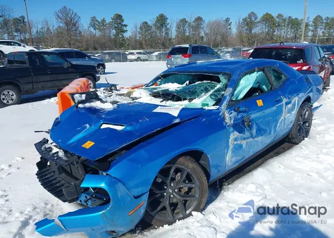 2023 Dodge Challenger Sxt z USA, uszkodzony, nr VIN 2C3CDZAG9PH567805